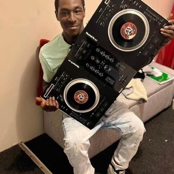 DJ GUTTA