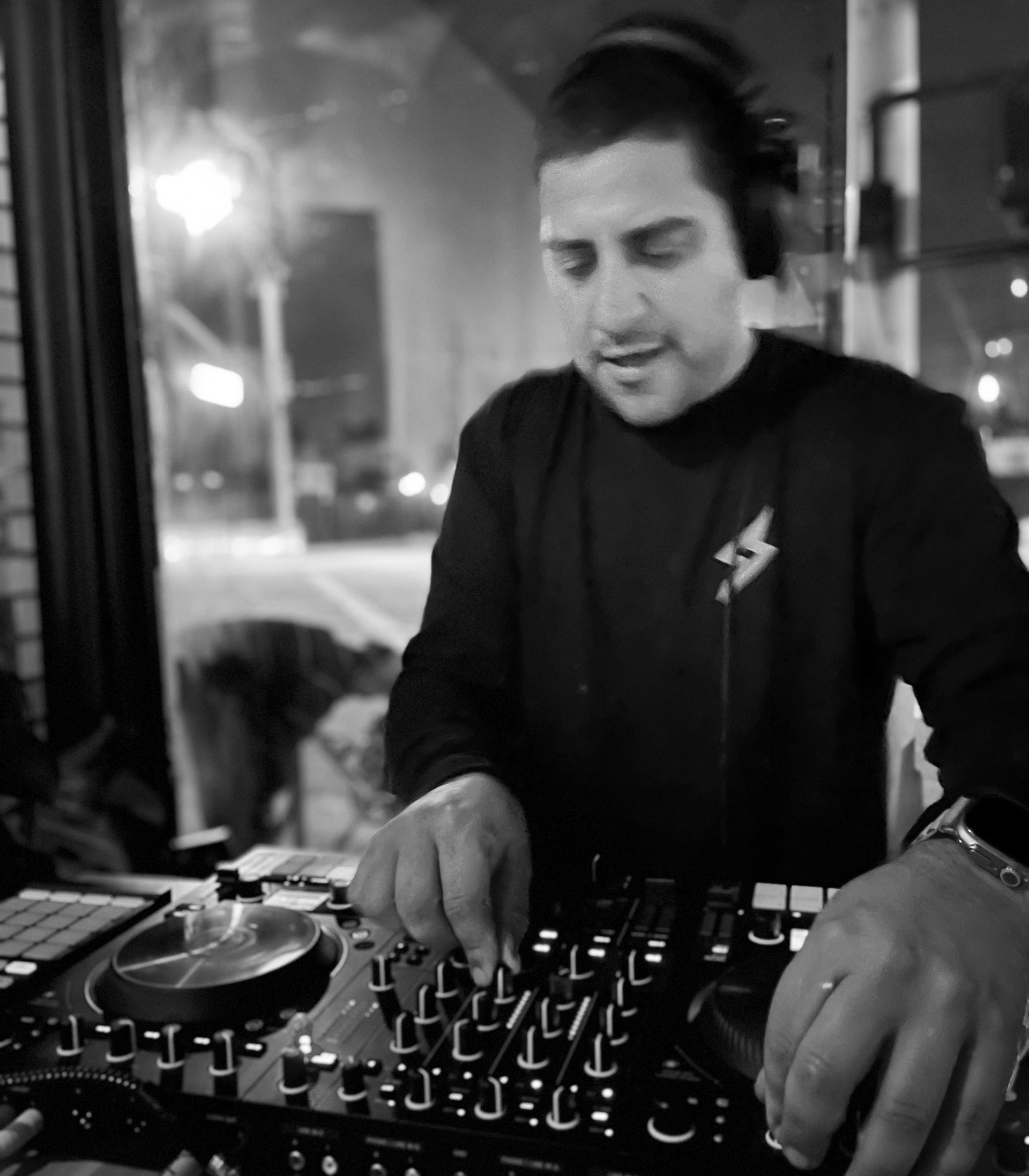 DJ Kinky Papi