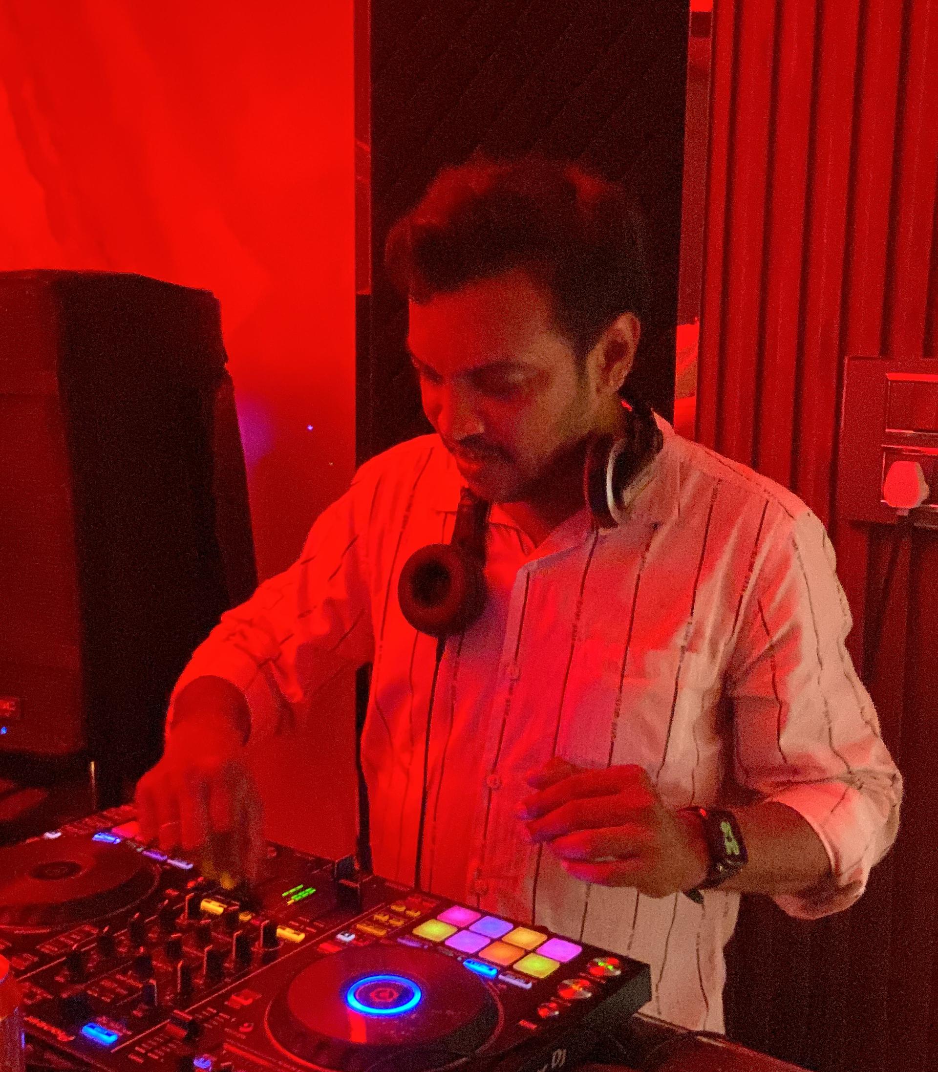 DJ Raj Mumbai
