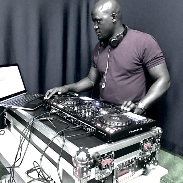 DJ JAQX