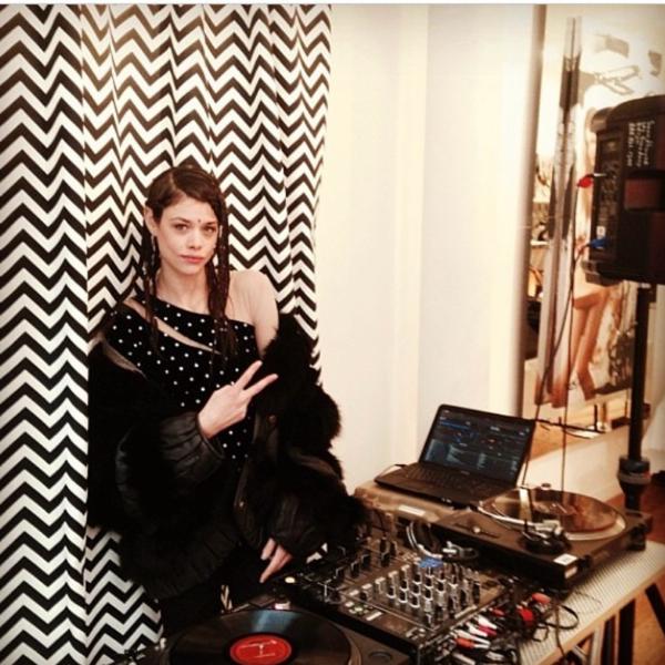 DJ LynSea