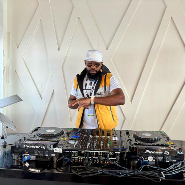 Dj shilo