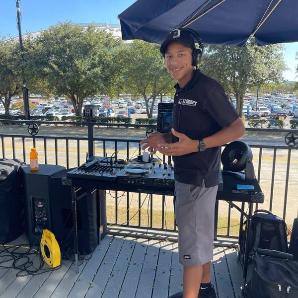 DJ Doogie