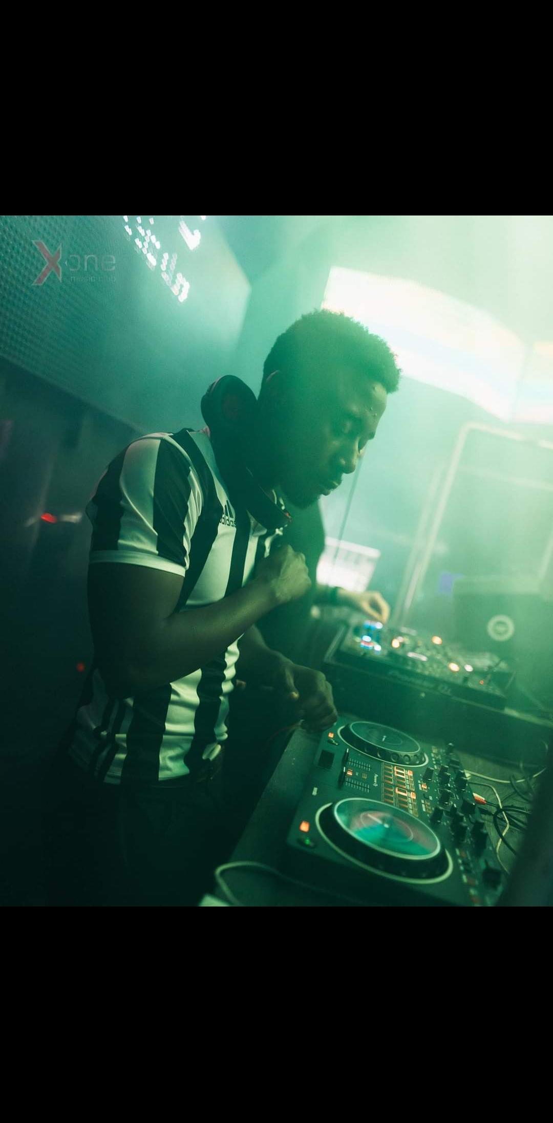 Dj MoEnt