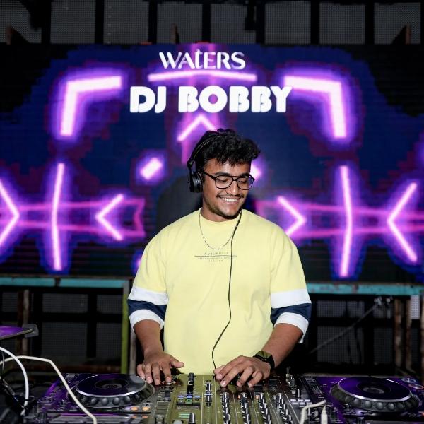 DJ BOBBY