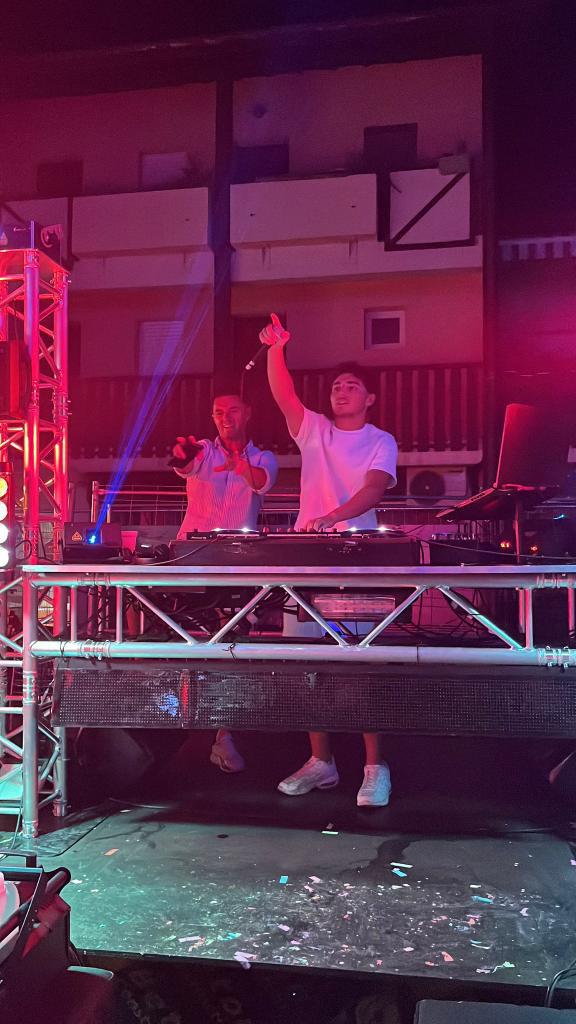 Dj Bradley 