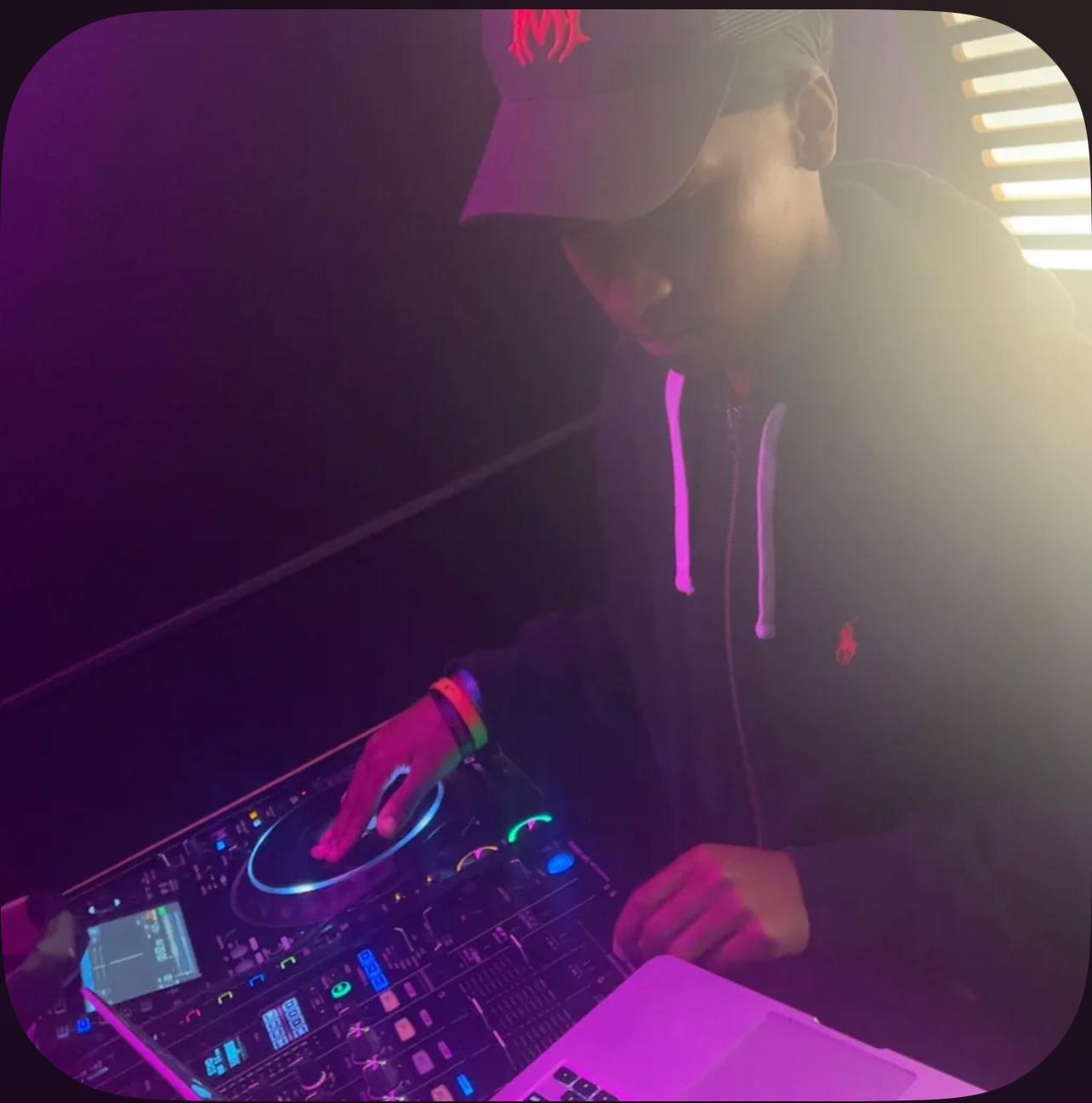 Dj Emz