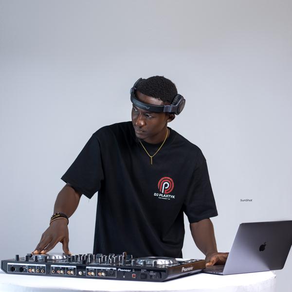 DJ PLAXTYK