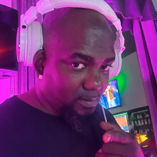 Dj infinity