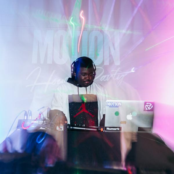 DJ Artizzle