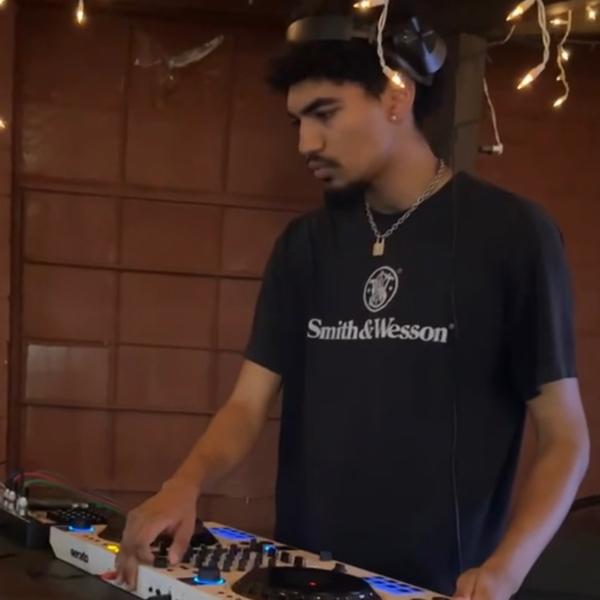 DJ Stretch