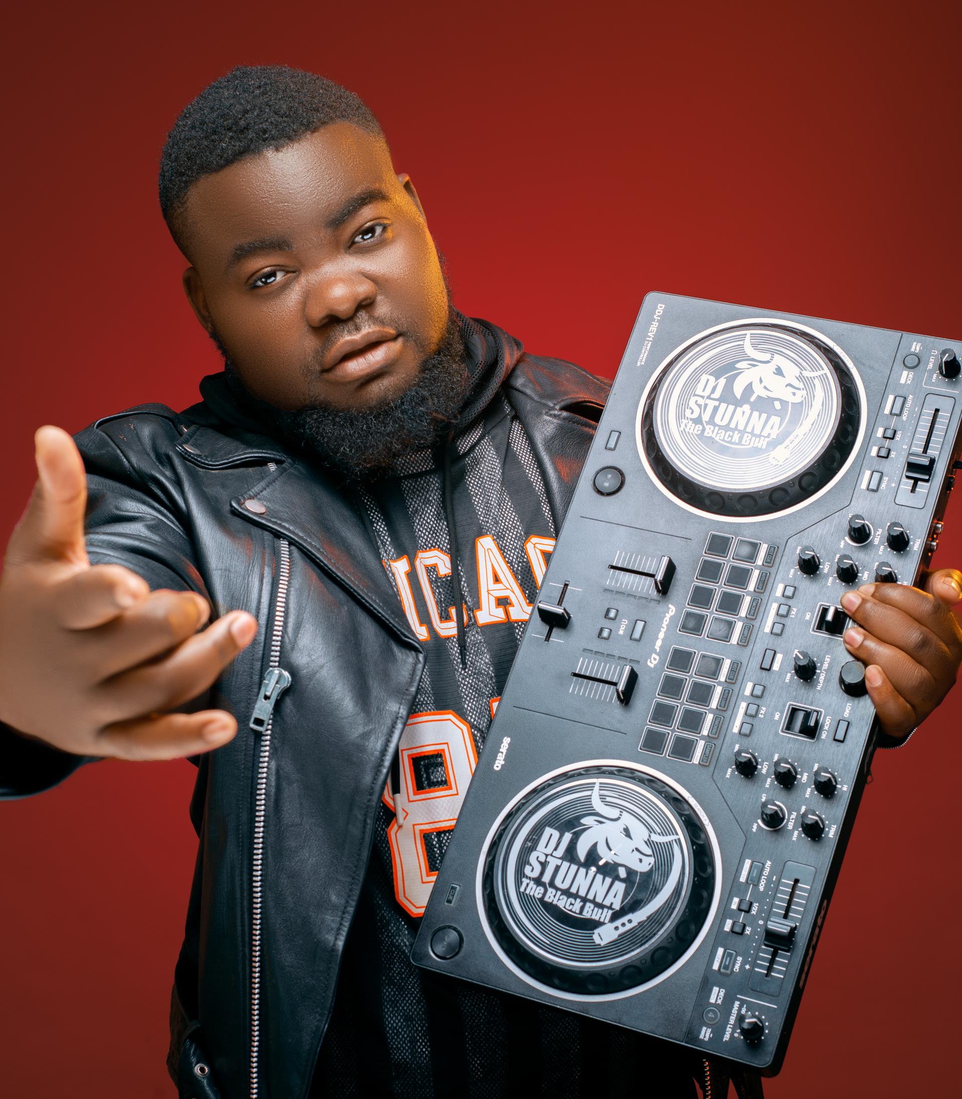 Dj Stunna The Black Bull 