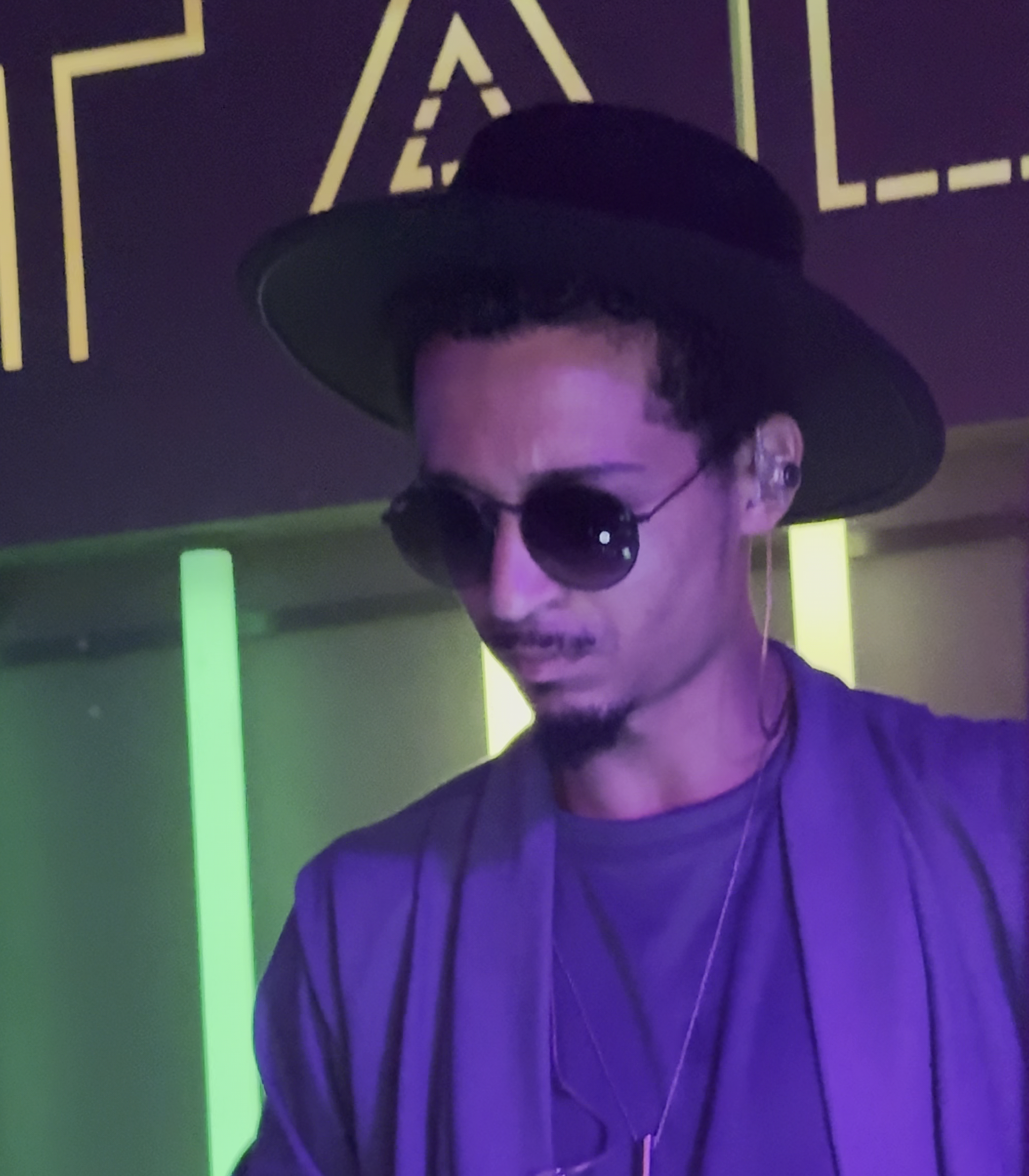 Leonno DJ