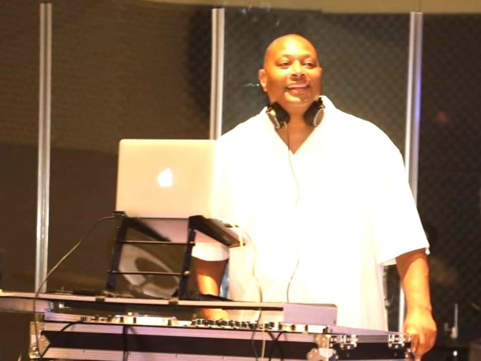 DJ Gill