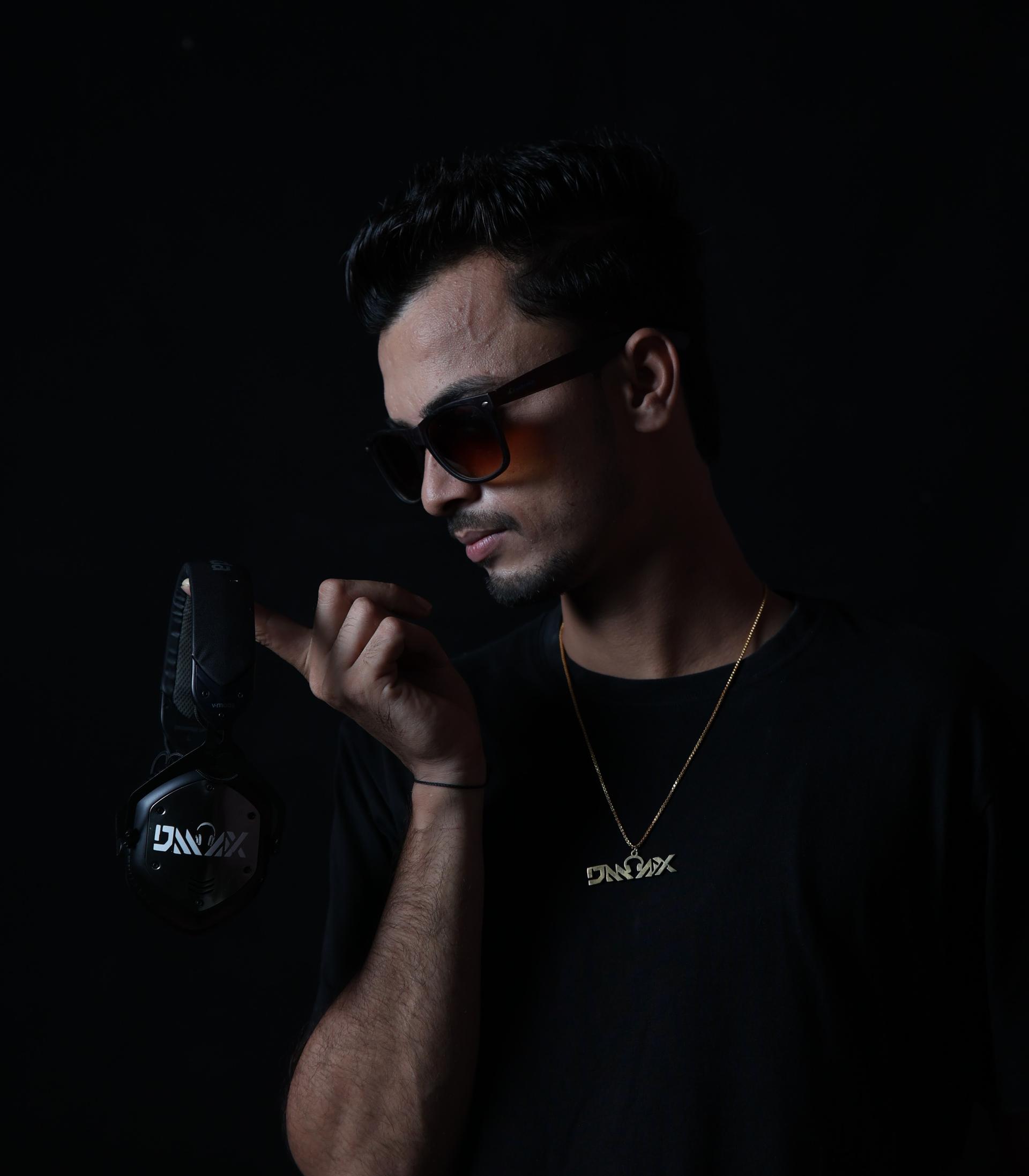 DJ Dmax 