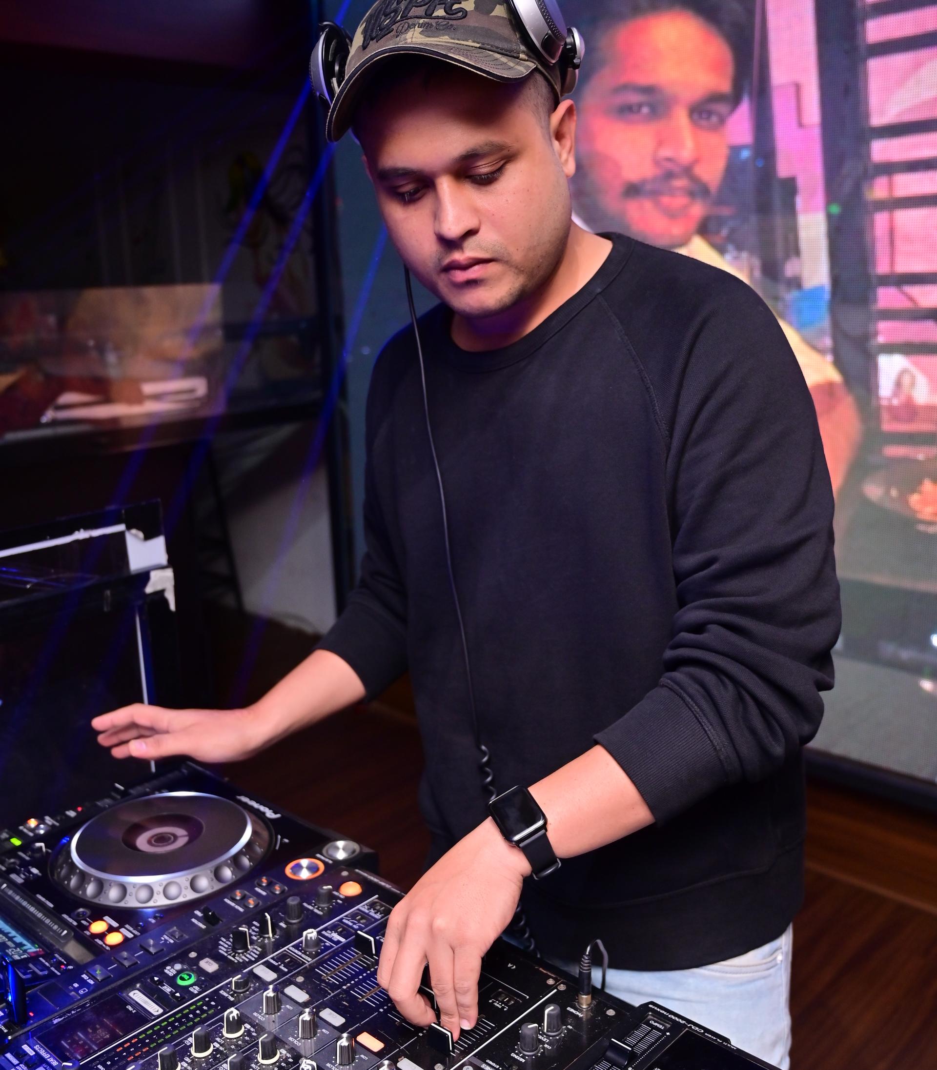 DJ Zac & Crew