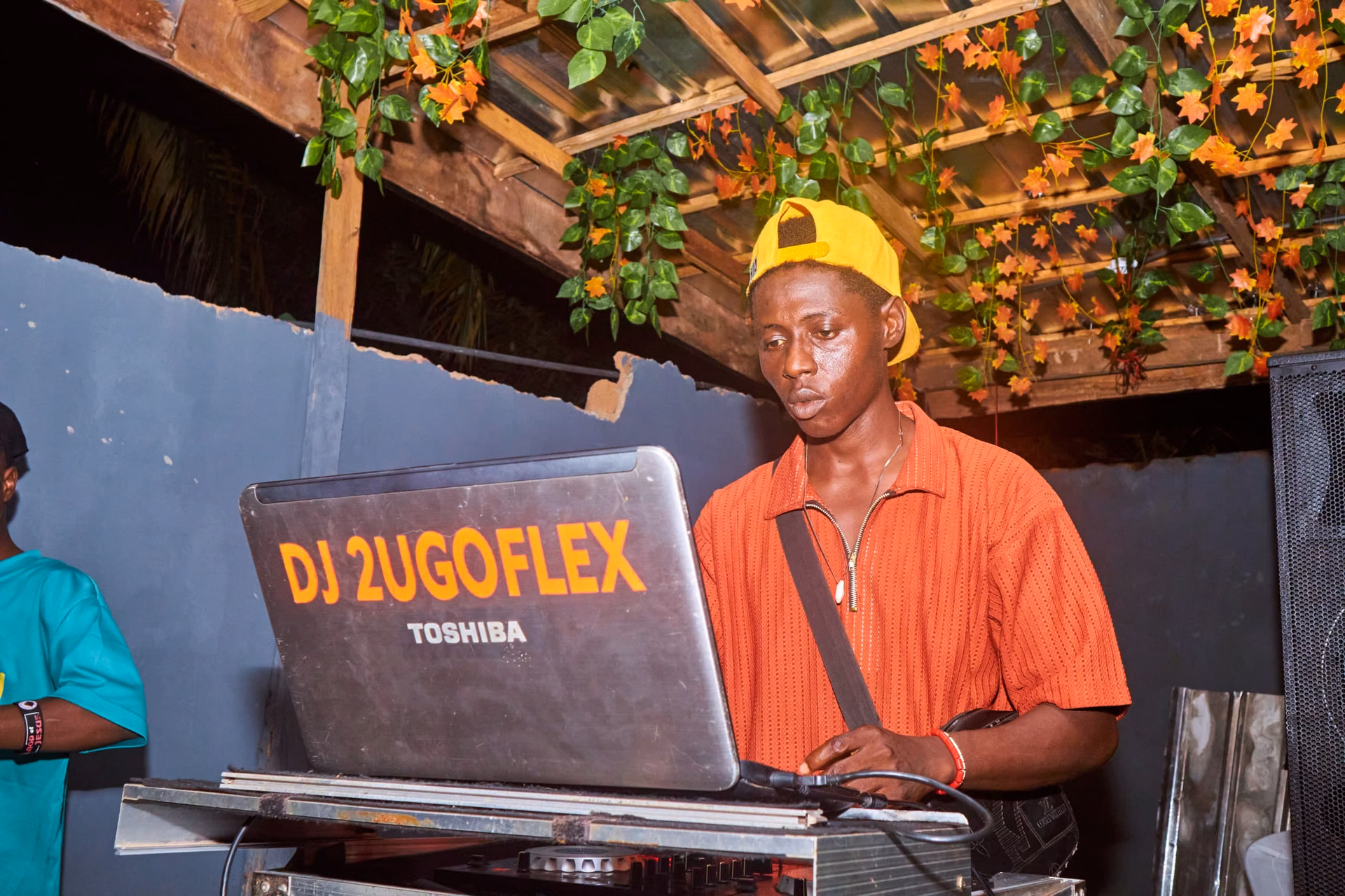 Dj 2ugoflex