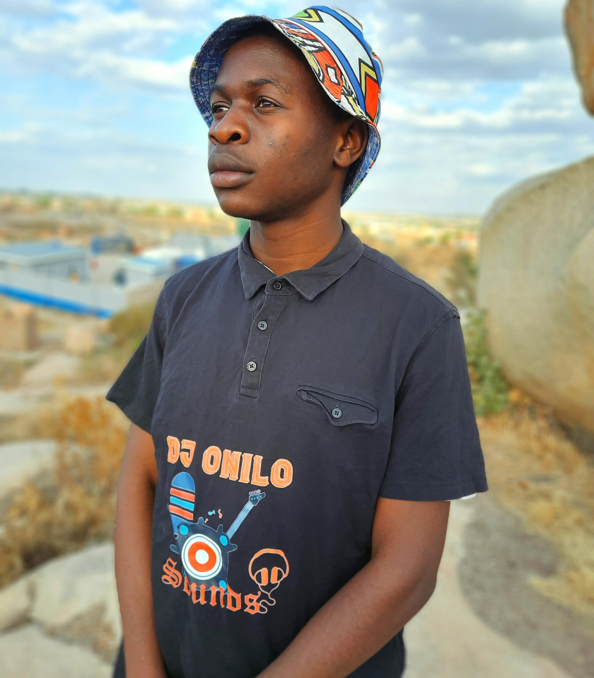 Dj ONILO