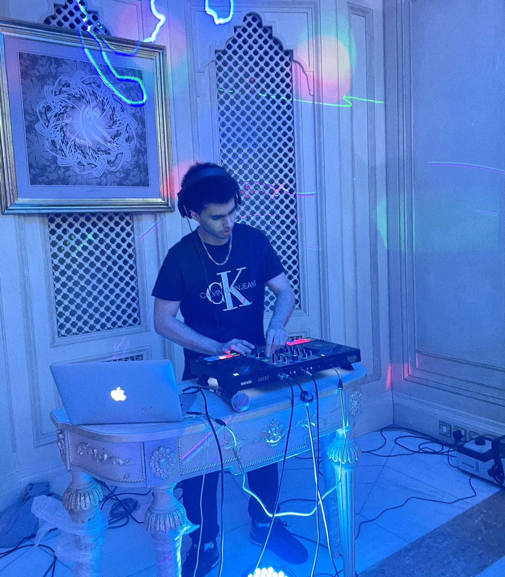 Dj tota