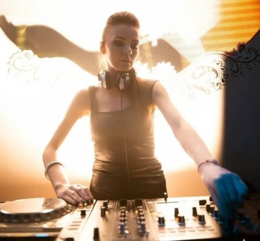 DJ#AM