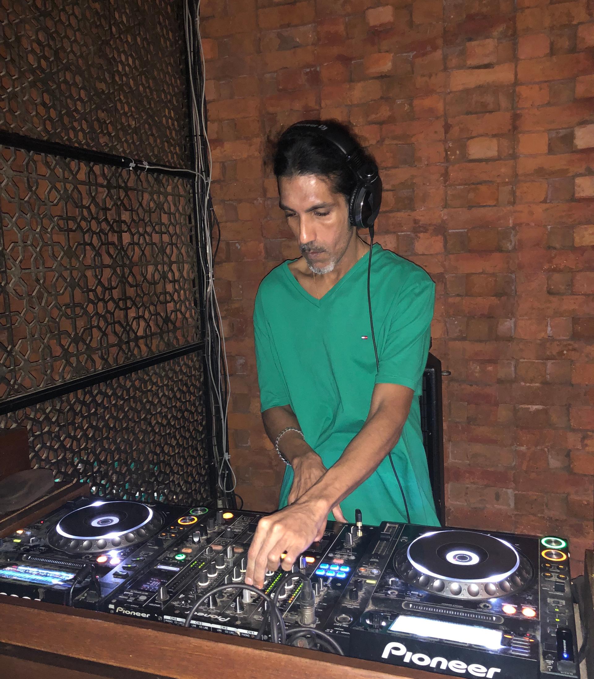 dj PM