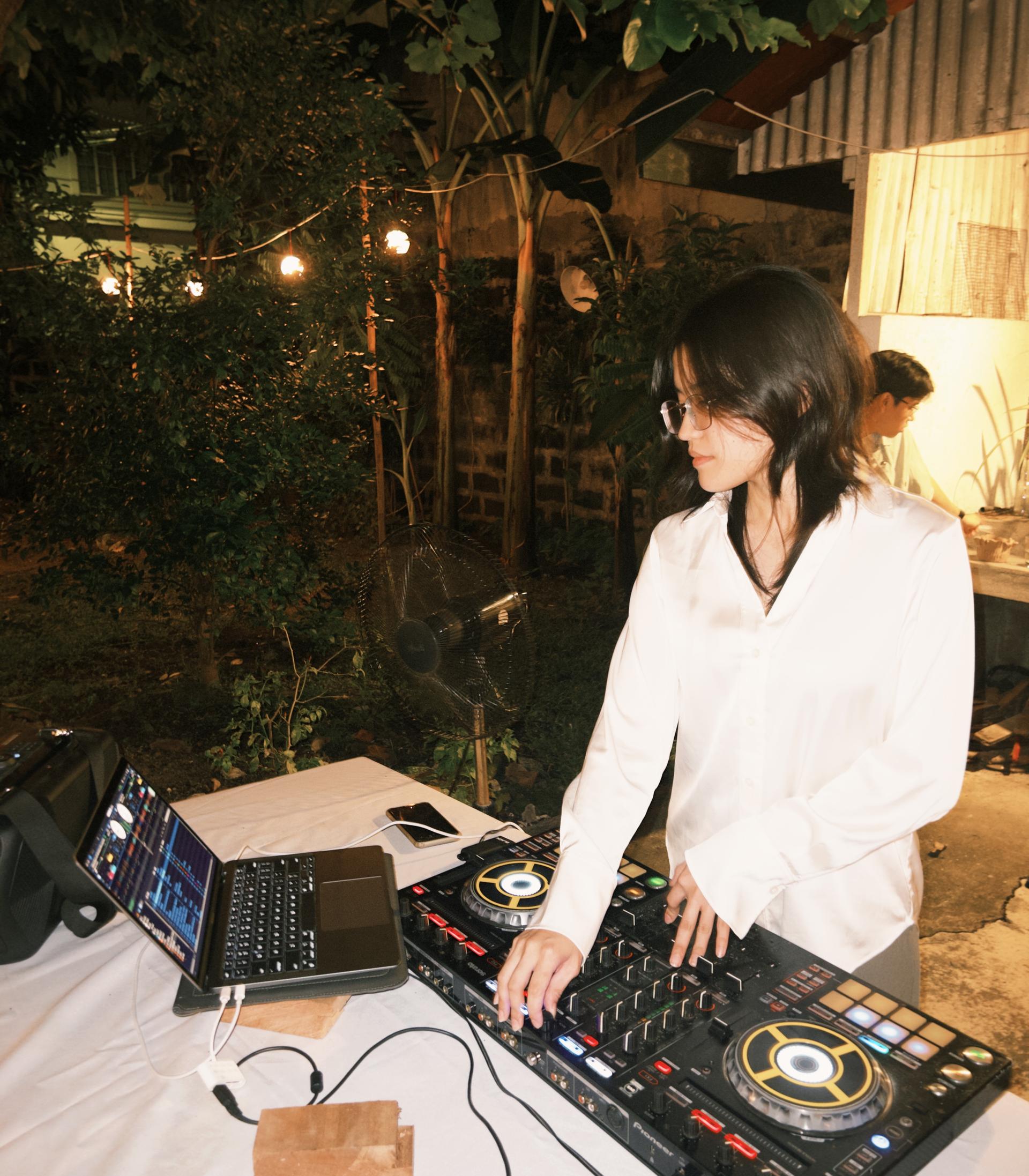 DJ kobi