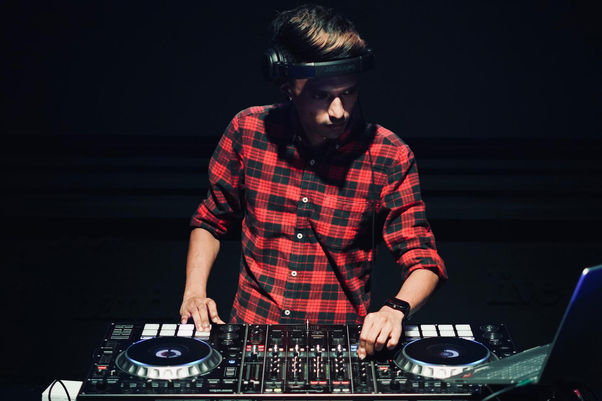 Dj Alvin