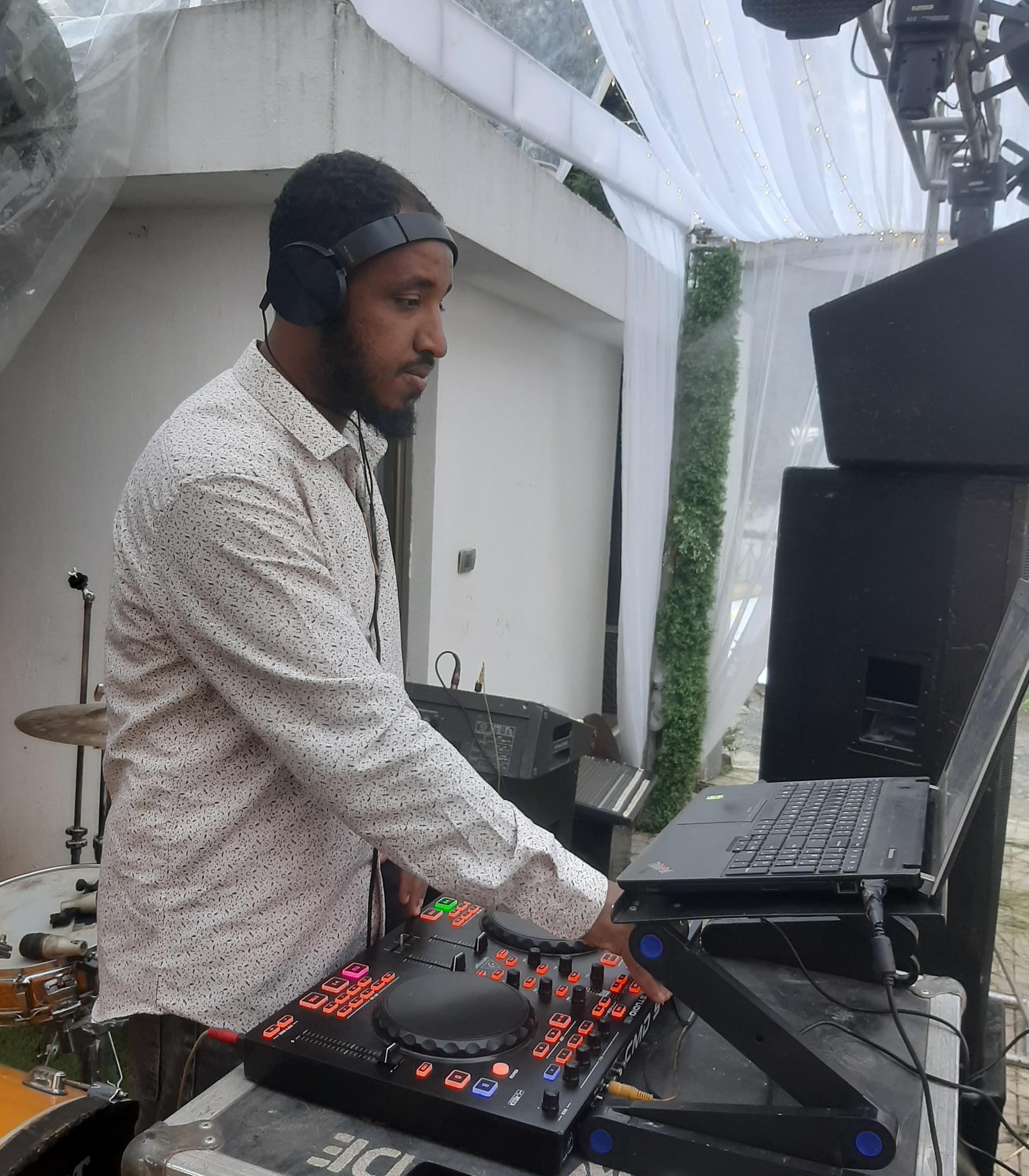 Dj Kiya