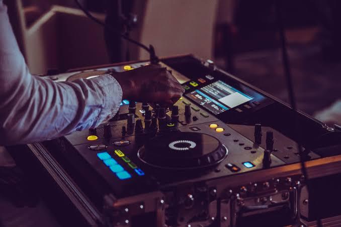 Dj Draiz tha king