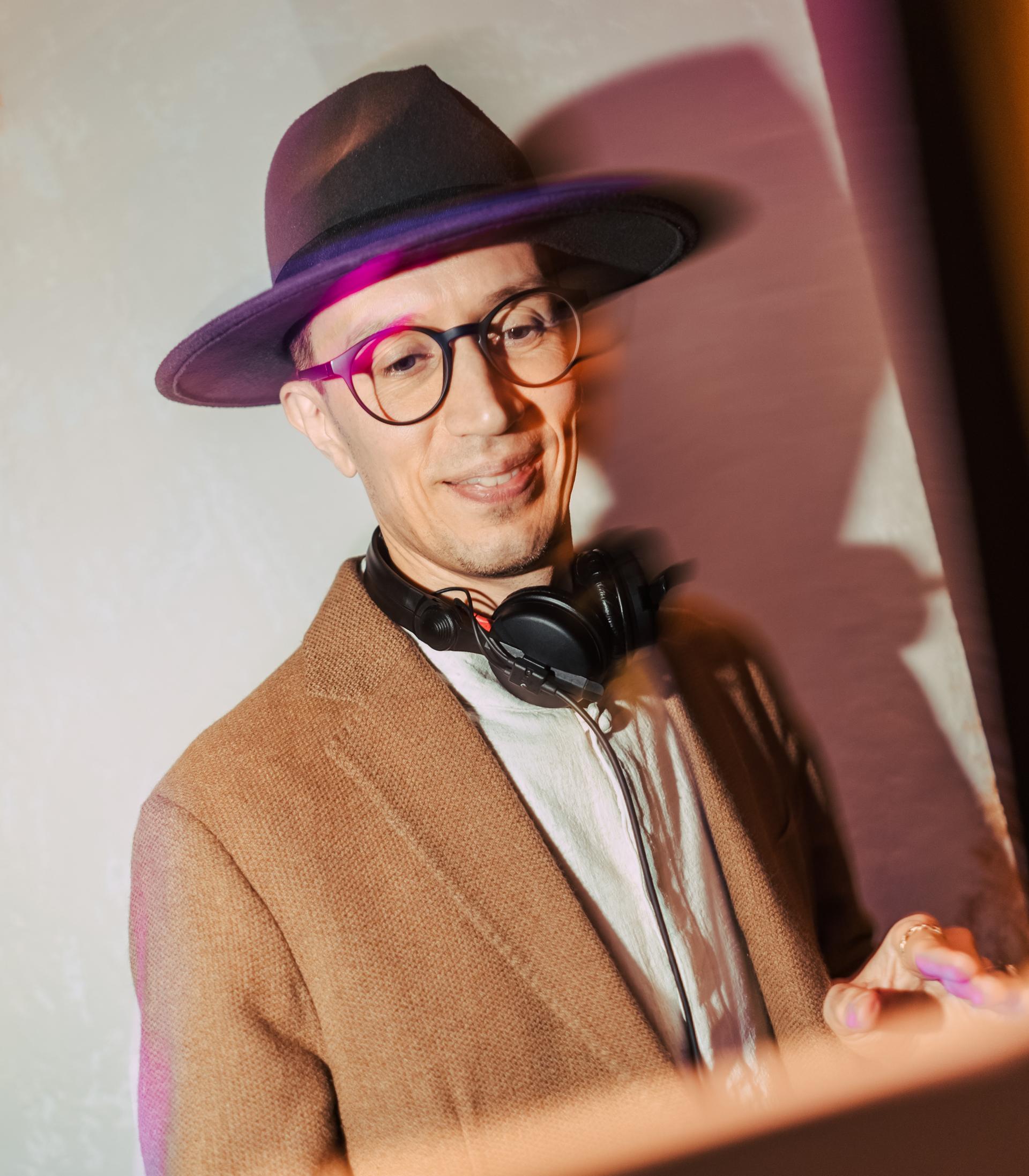 DJ Artemy Brovko