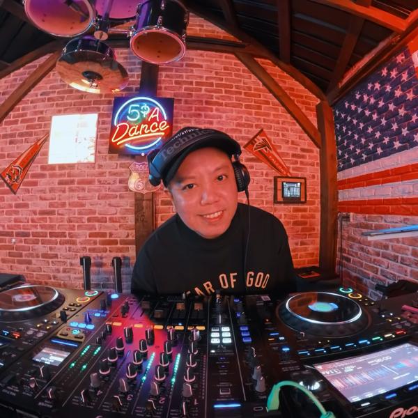 DJ Mark Garces