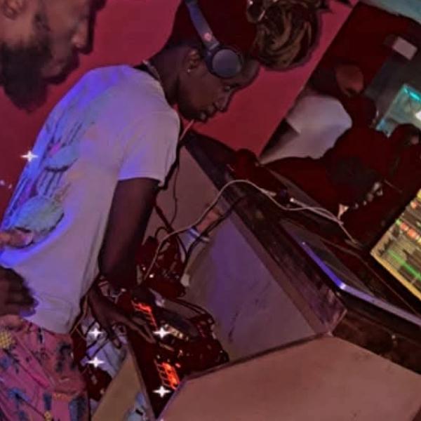 DJ Sleez