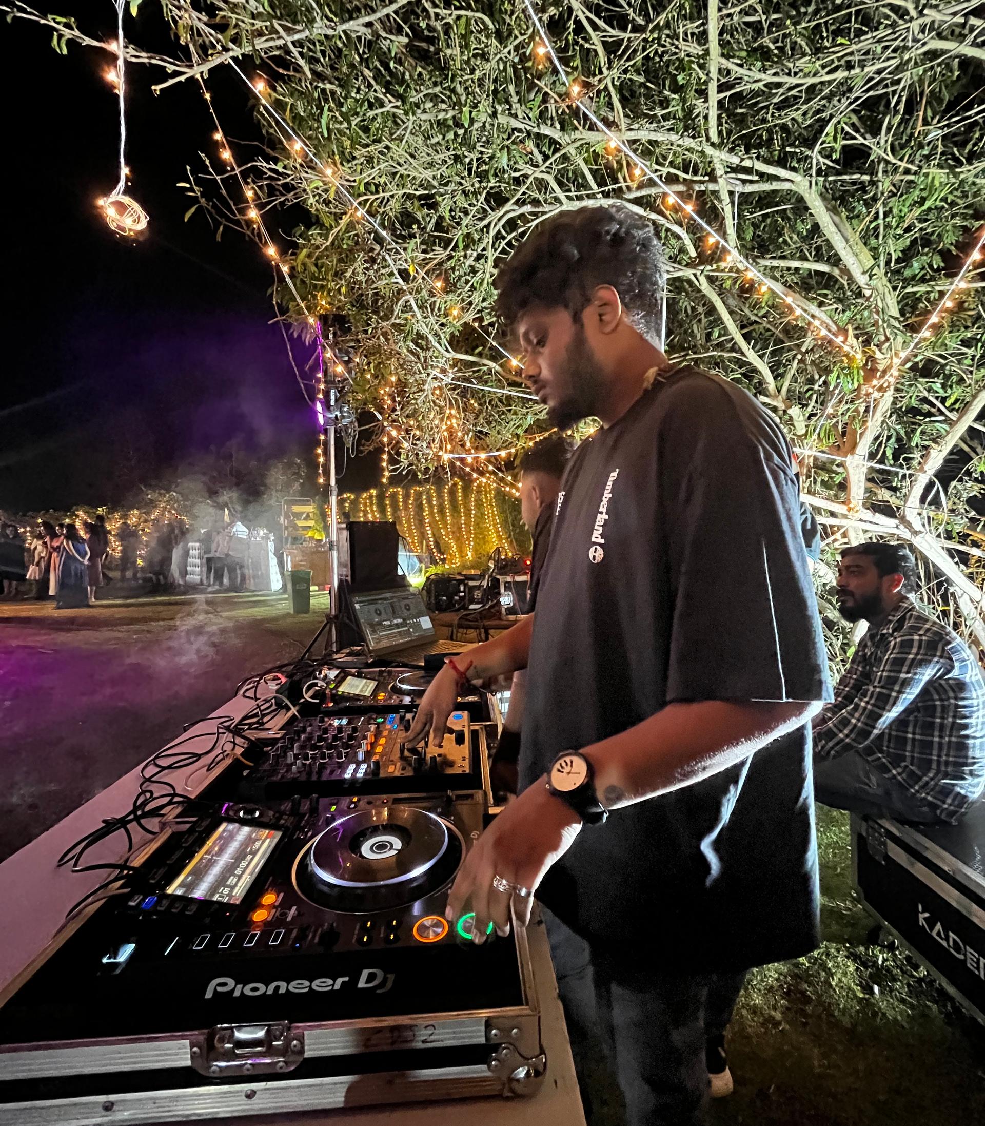 Dj spiky