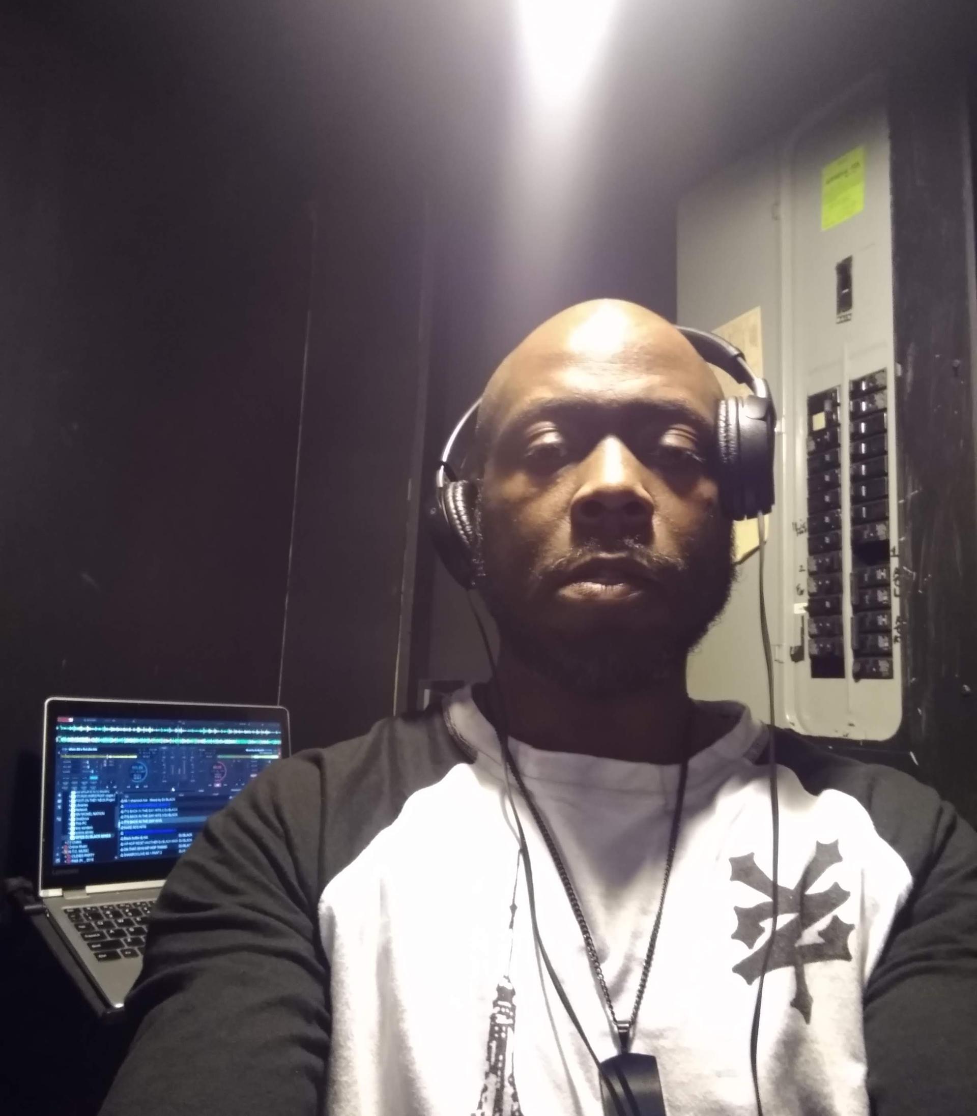 Dj Black