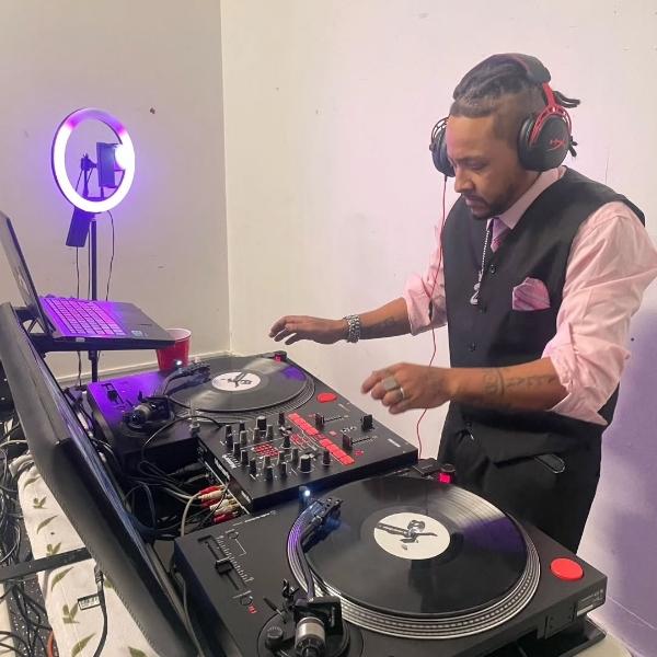 Dj Dini Bananaz