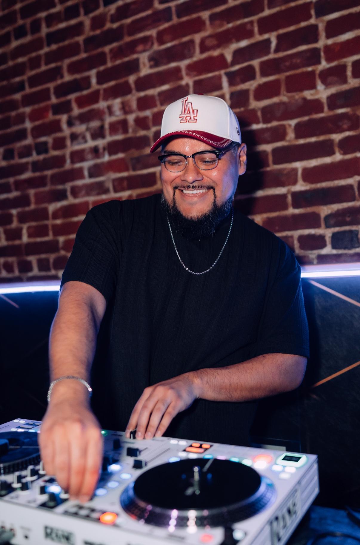 DJ SHADO