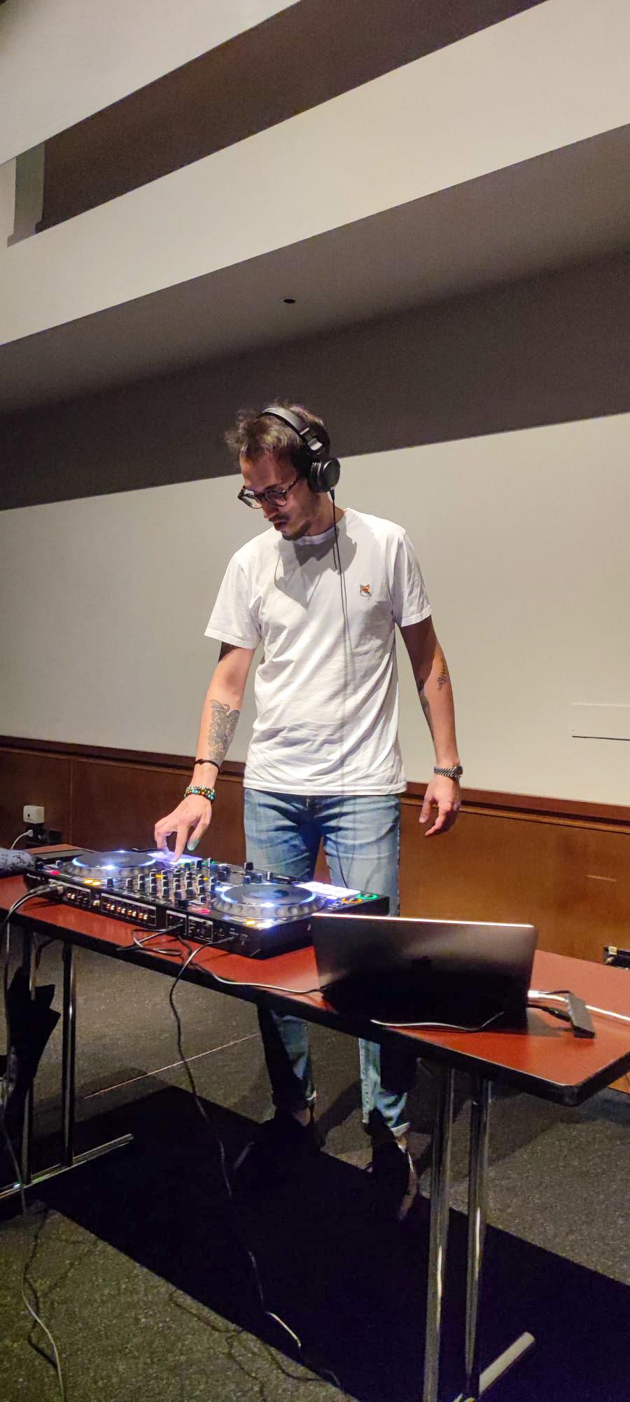 RCDJ