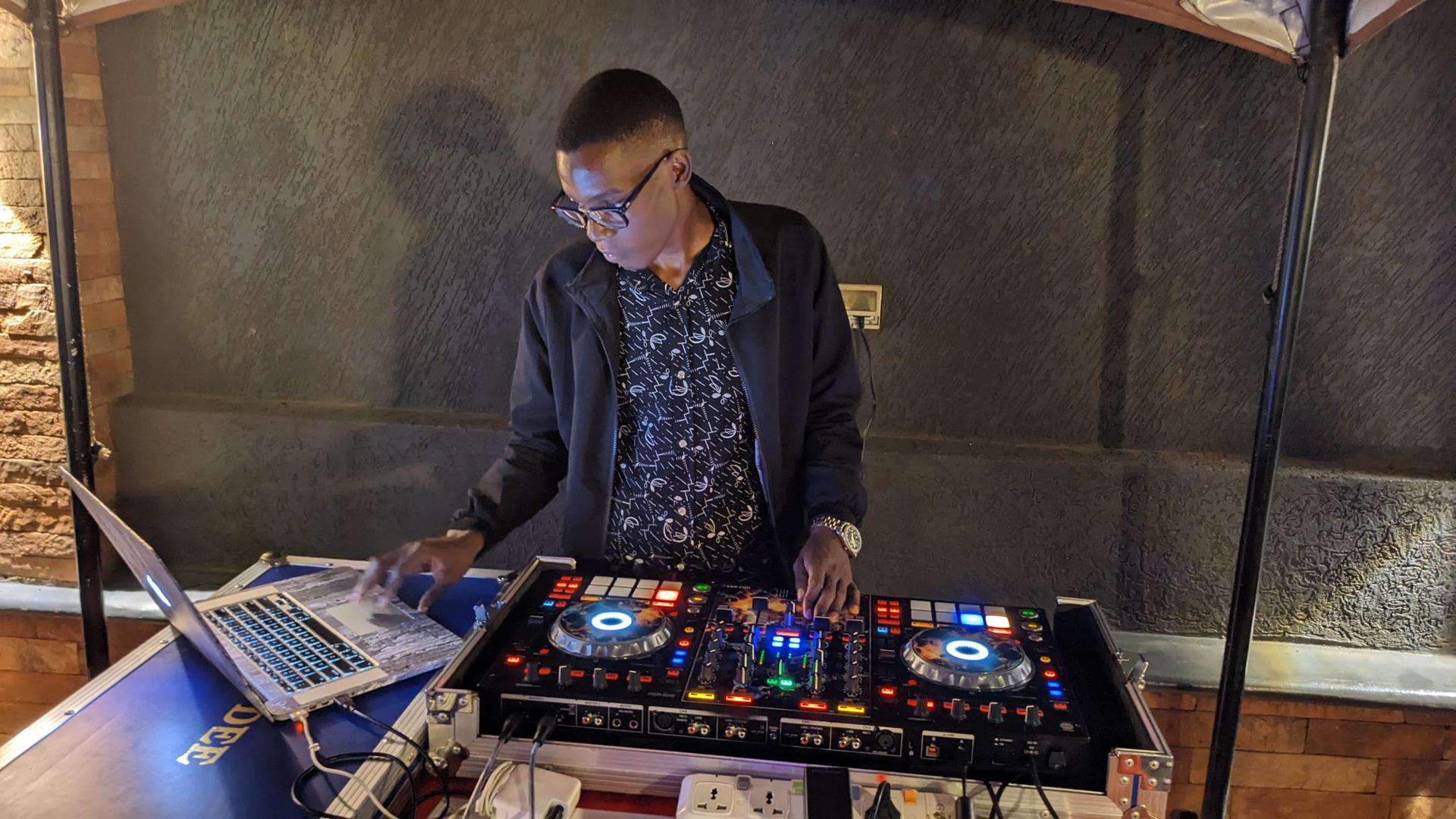 Dj Oscar RockDee 