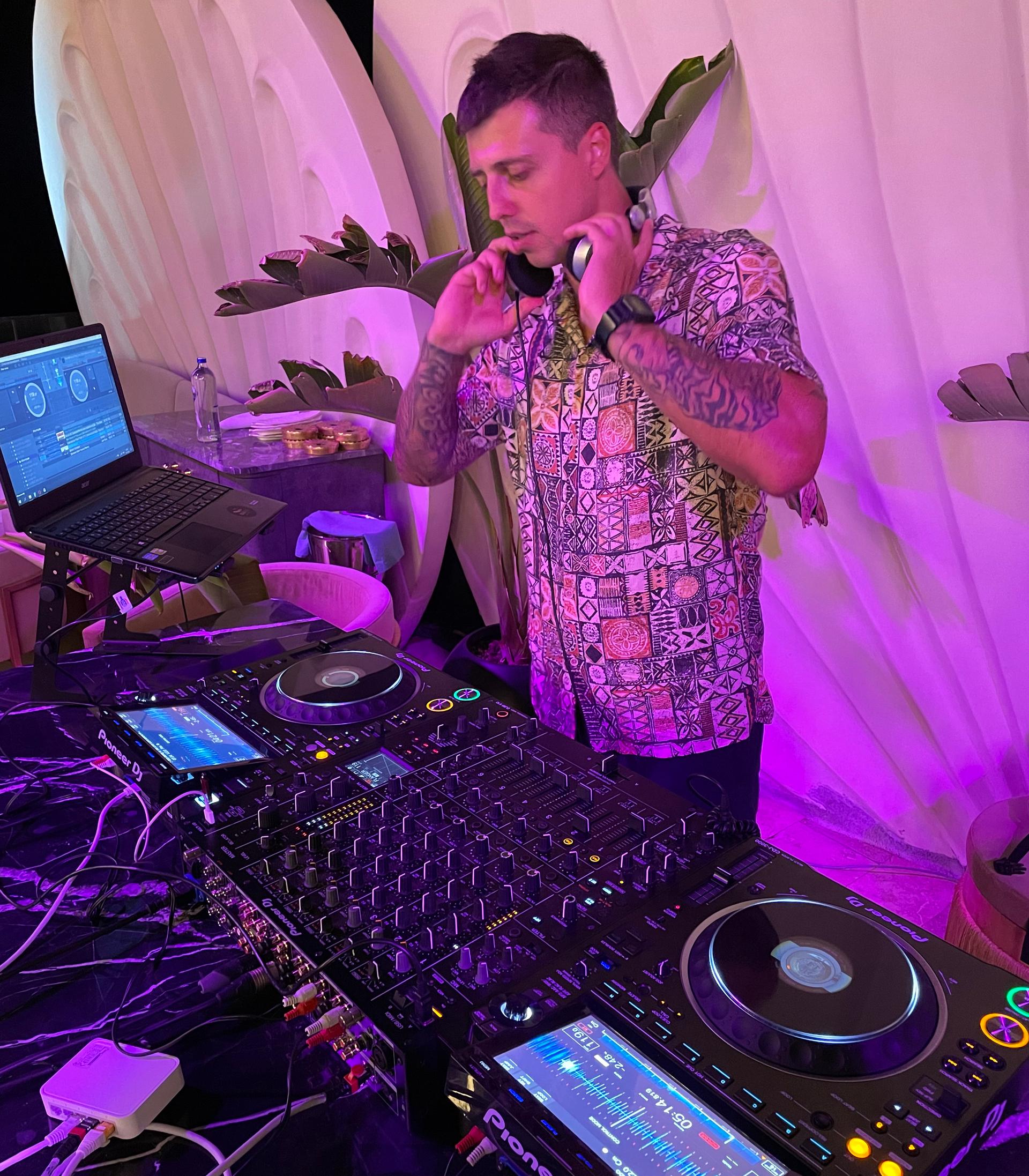 DJ BARK 