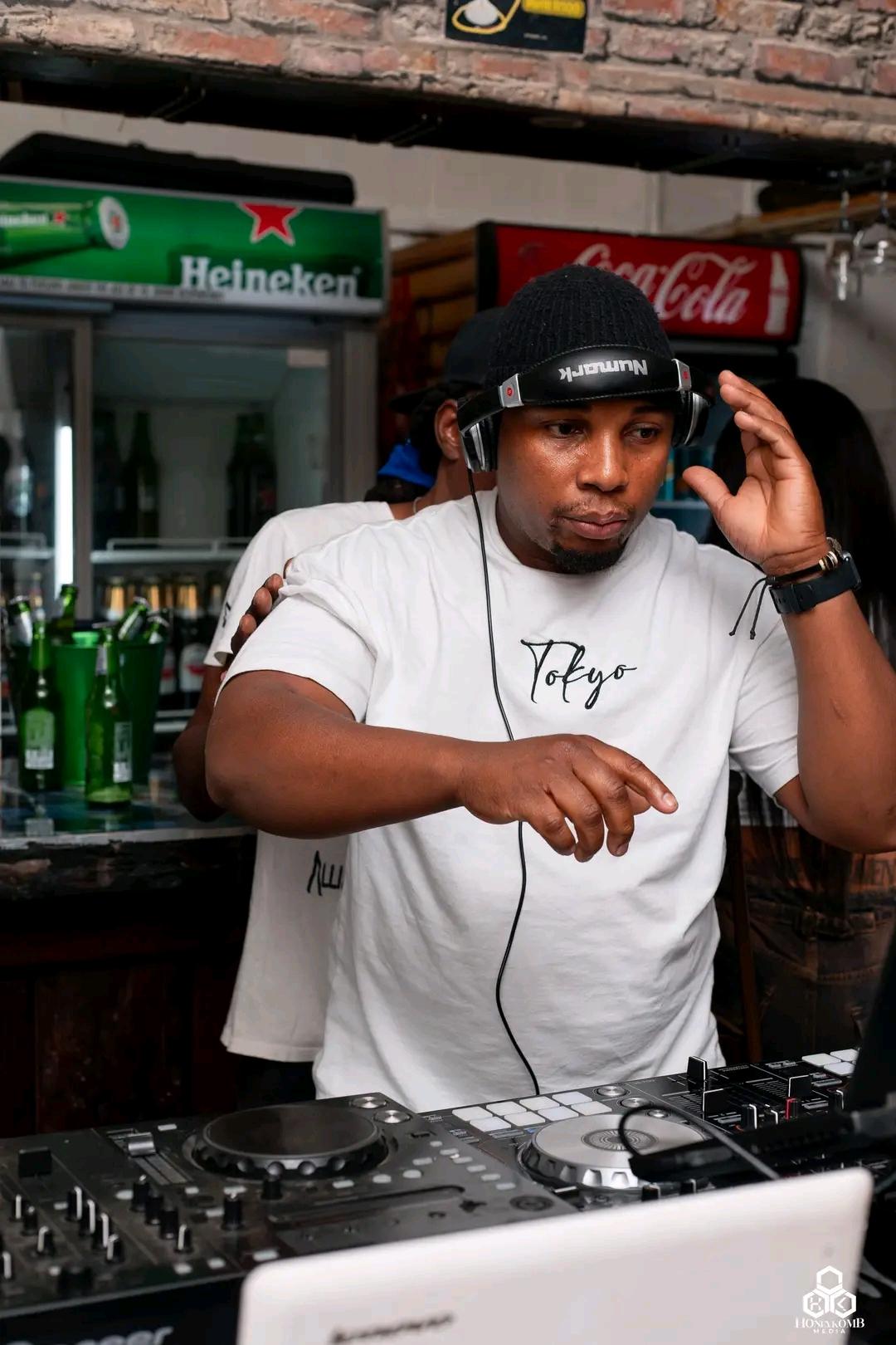 DJ KUDZIE TOKIT