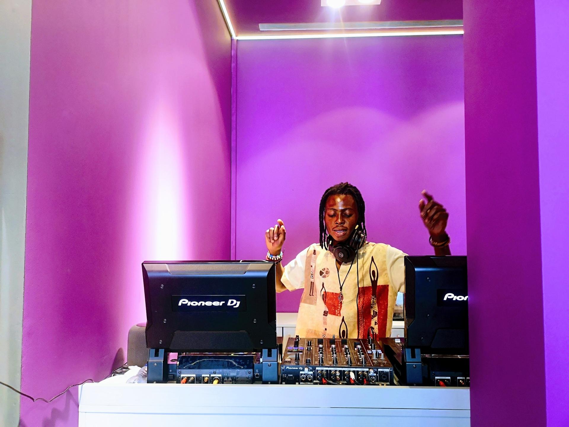 Dj.Nicolas 