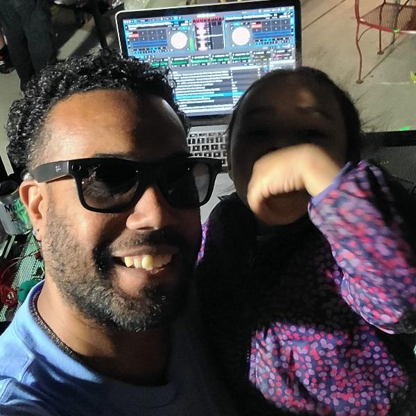DJ DOMI