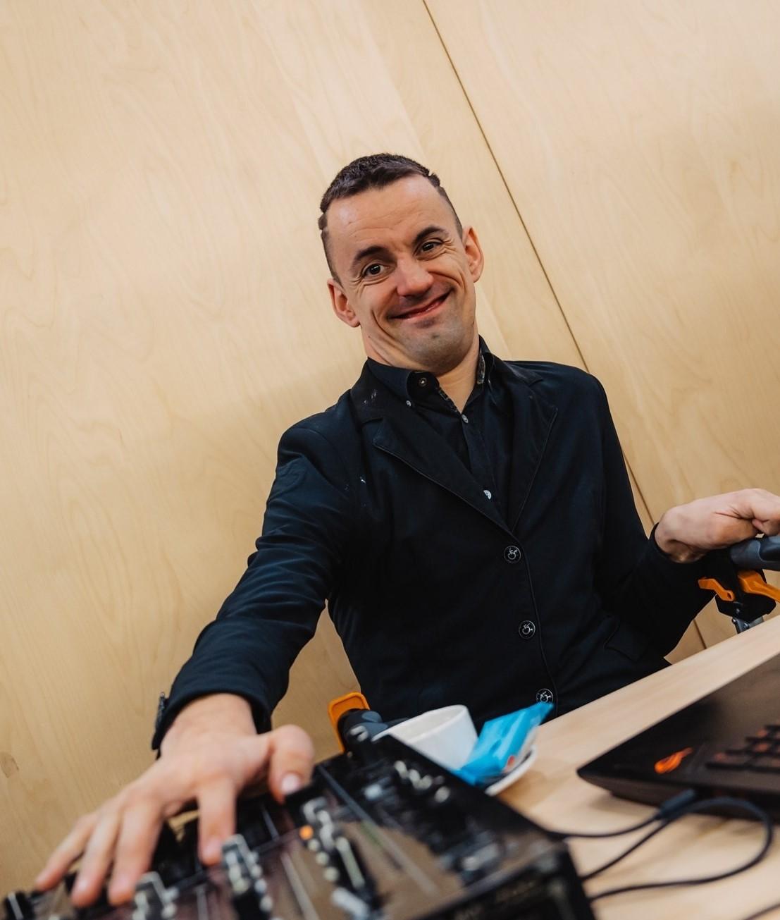 DJ Richy Rich