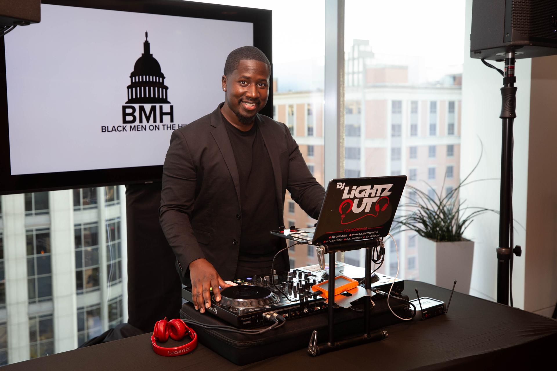 DJ LightzOut