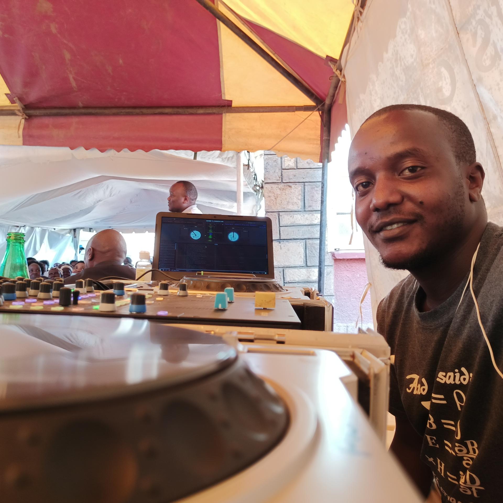 Dj Floww254