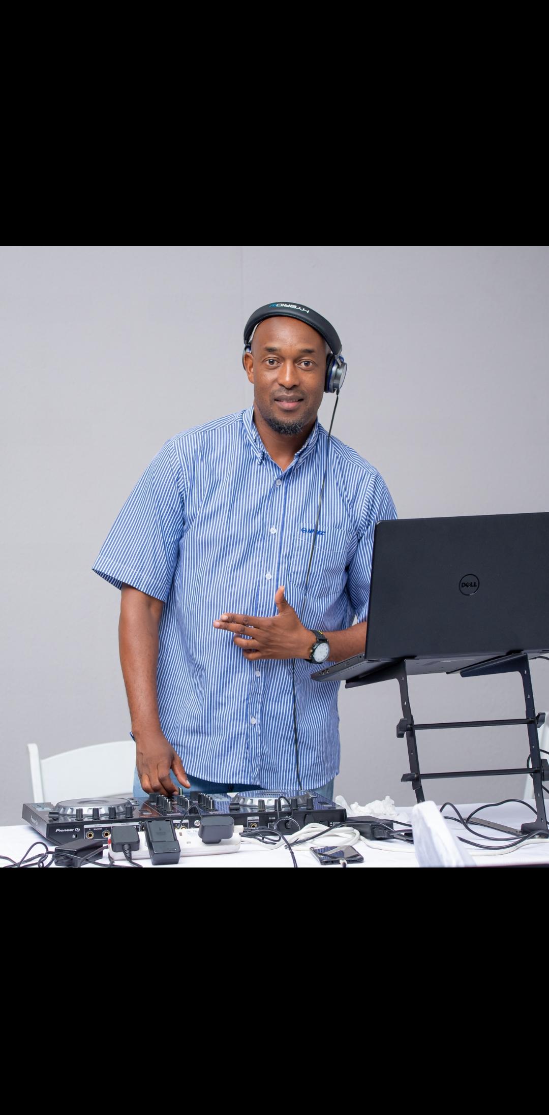 Dj Romie Red