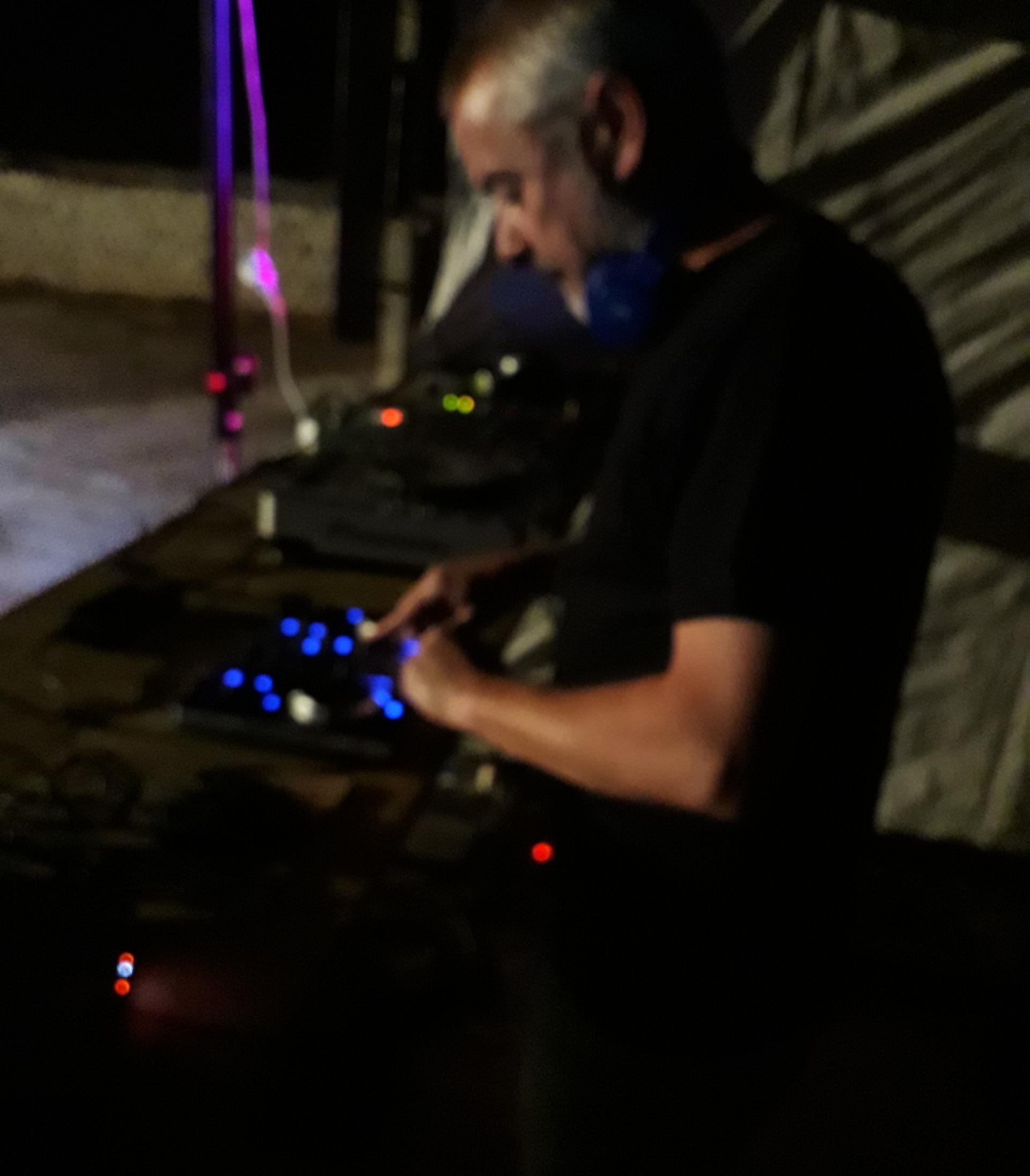 DJ German Navarro
