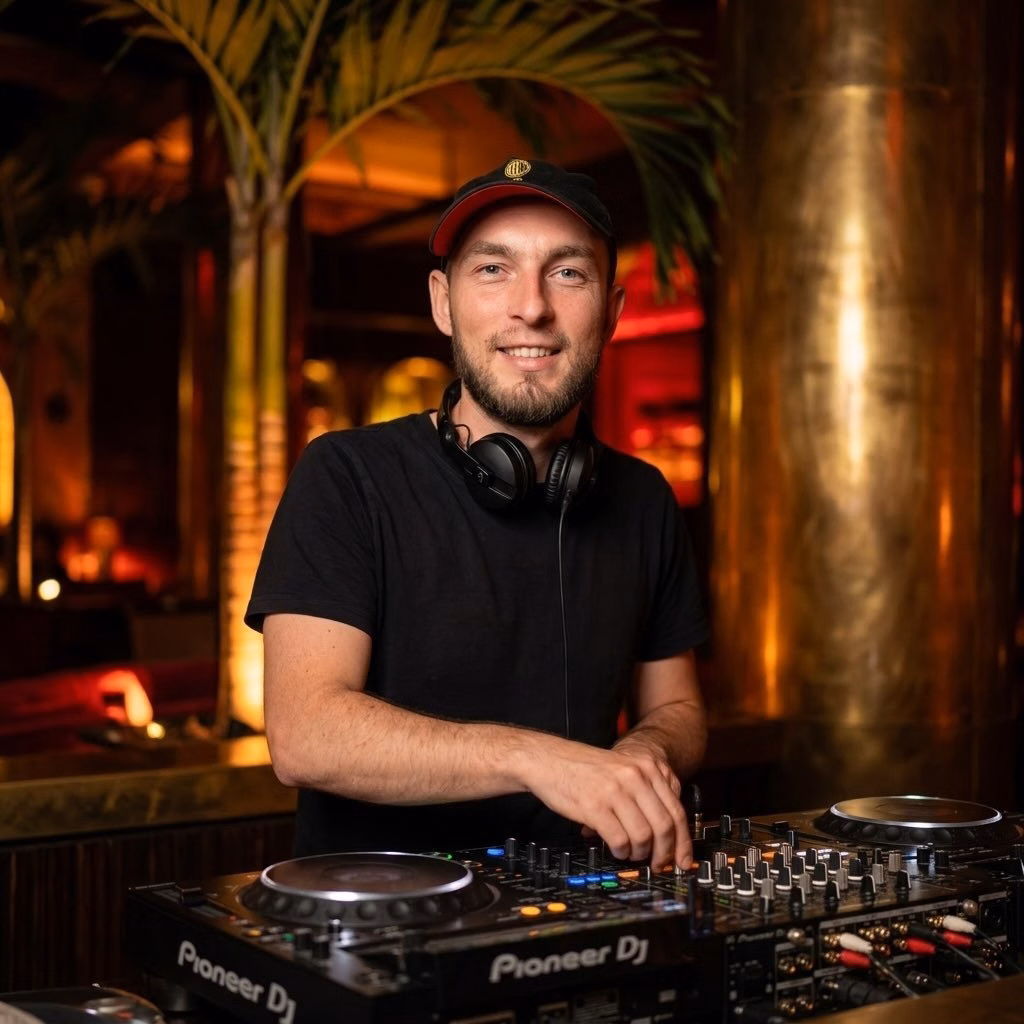 DJ Alösha