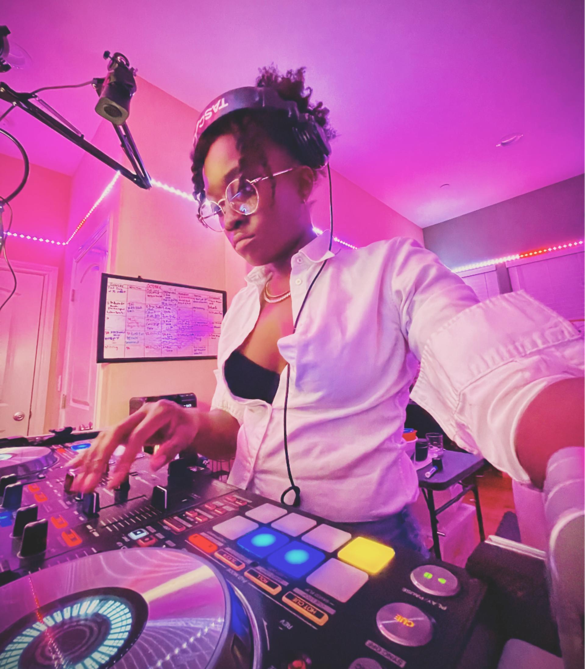 DJ J Carbon
