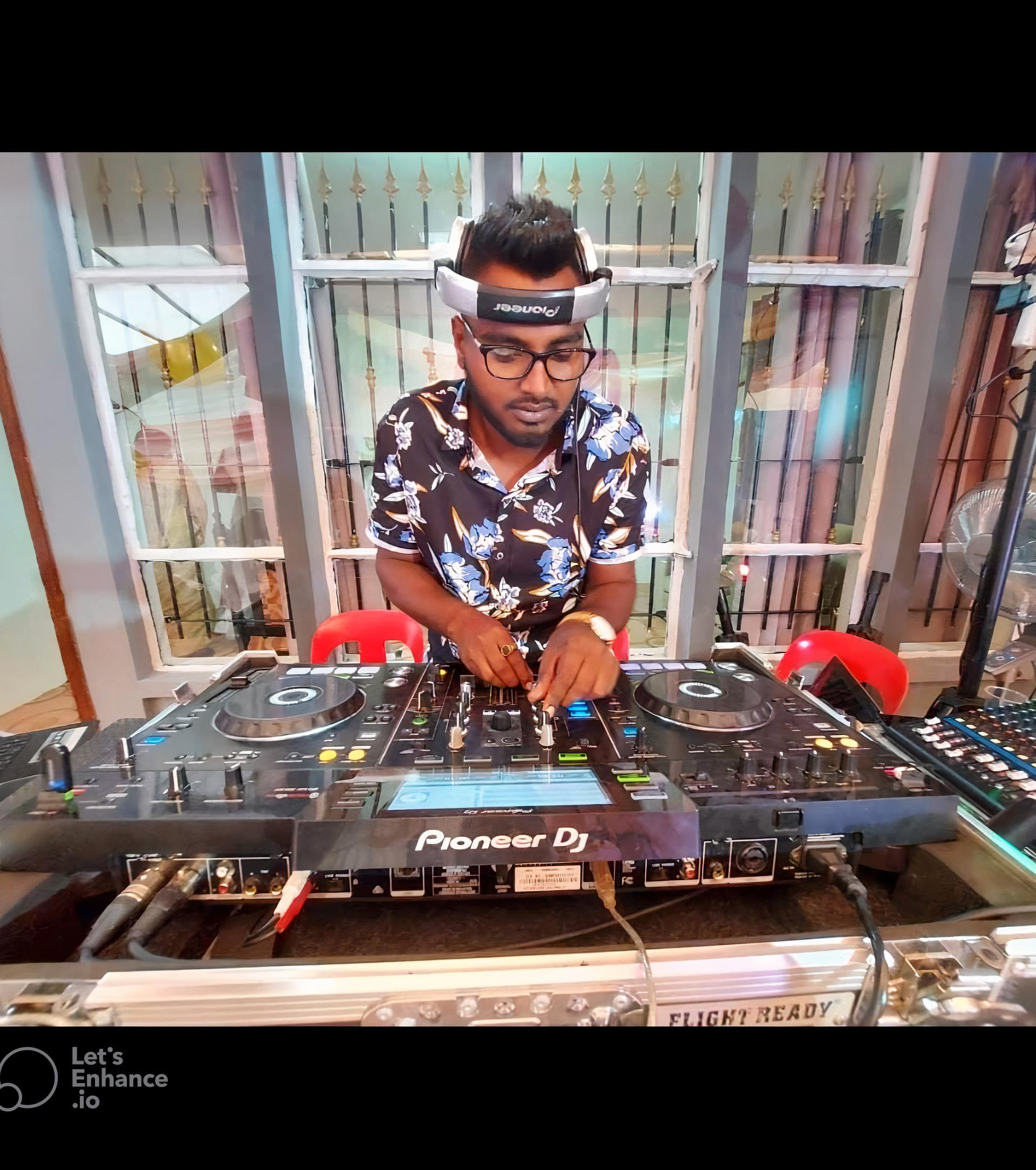 DJ SATVEER
